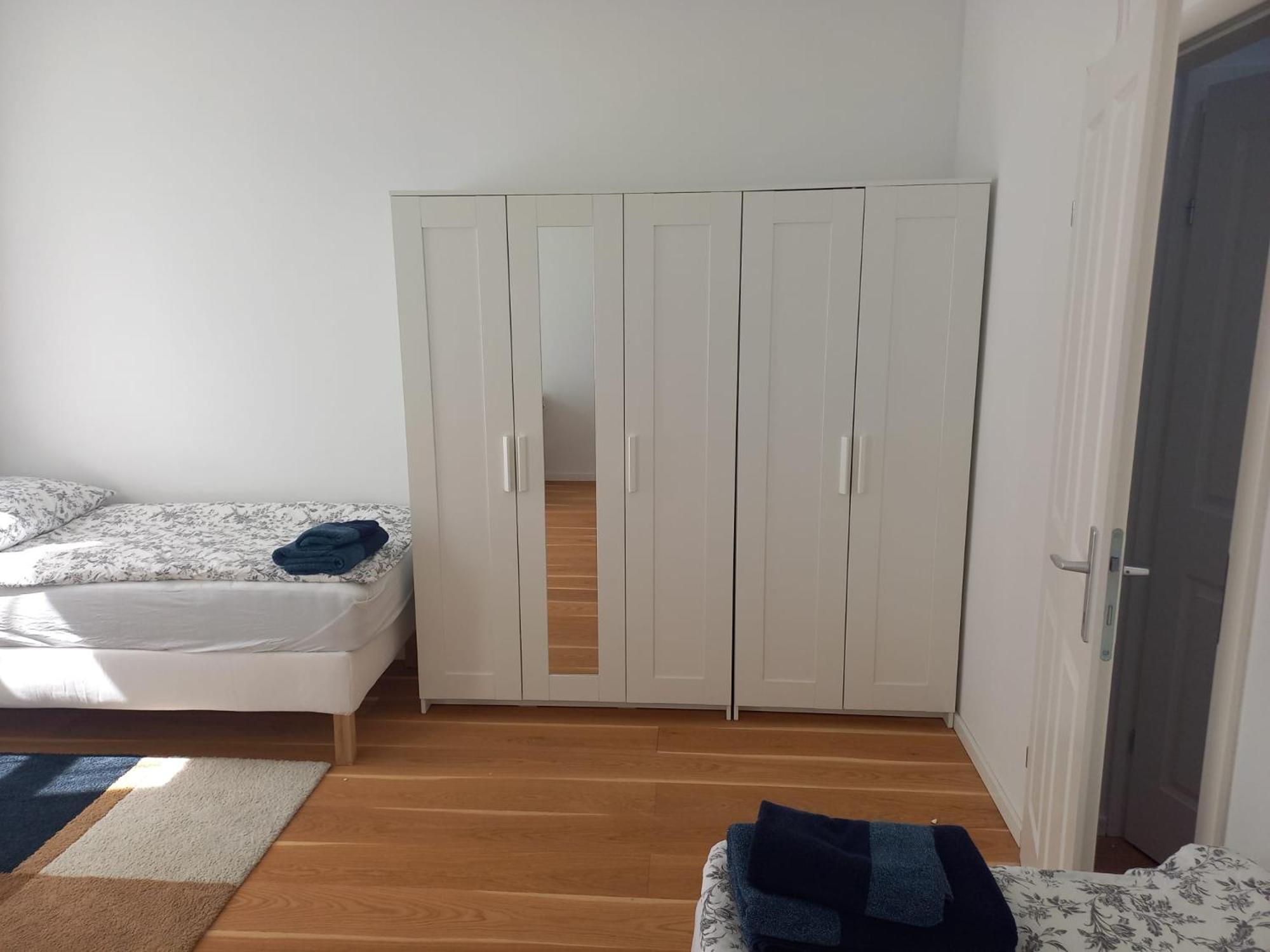 Apartment 5 Beds 2 Bedrooms In Vienna's Heart Wien